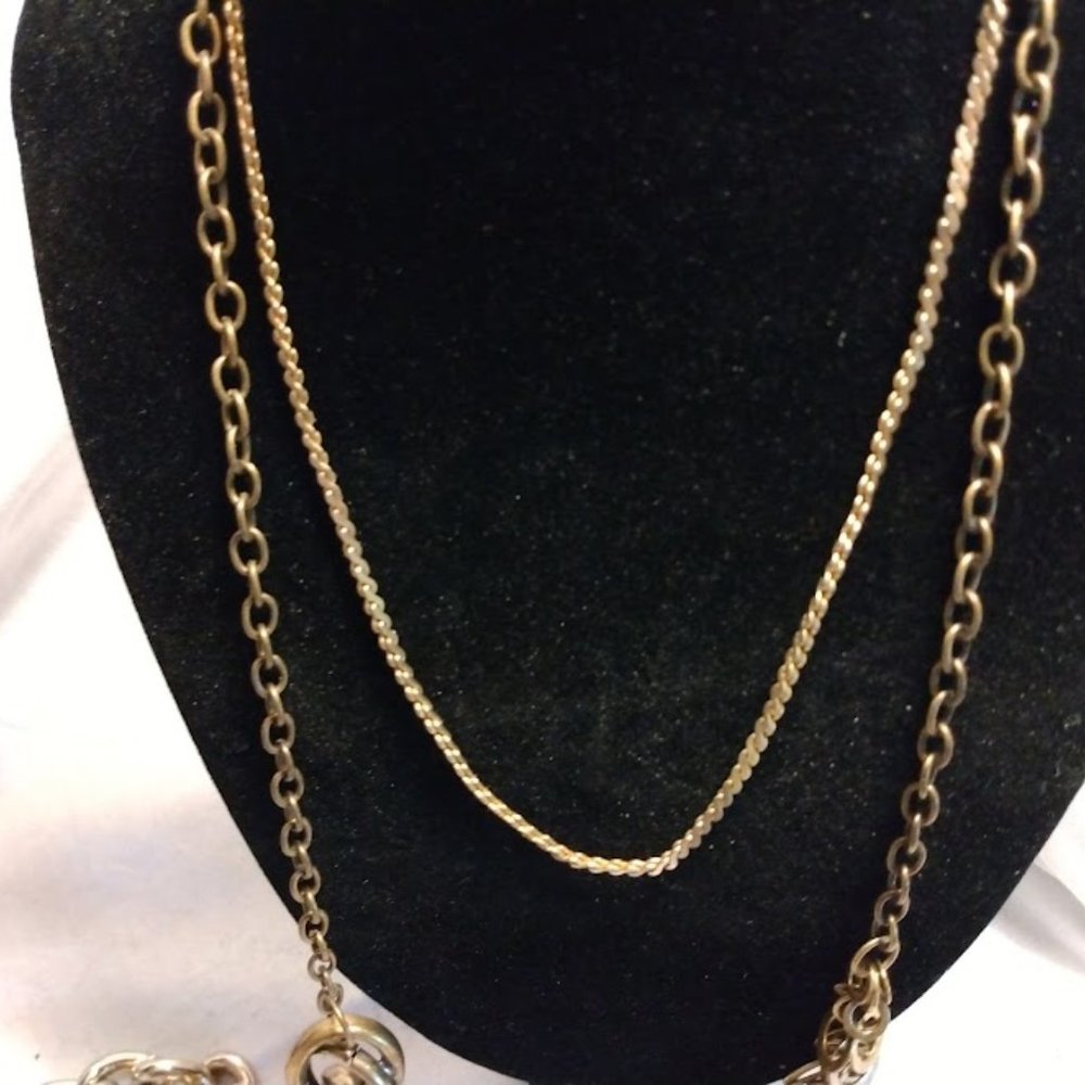 Gold-Tone Jewelry Lot 7pc Quiet Luxury Maximalist Layering Monet Victoria Secret - Picture 3 of 12